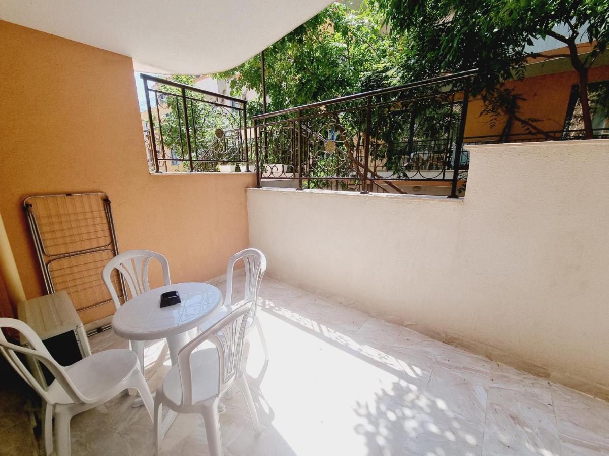 Fenix Apart Complex Sveti Vlas Exterior photo